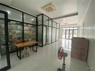 Cho thuê sàn văn phòng tầng 1 2 mặt tiền đắc địa
