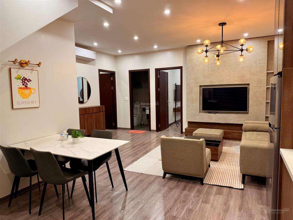 Cho thuê căn hộ 2 phòng ngủ 2 vệ sinh vinhomes marina