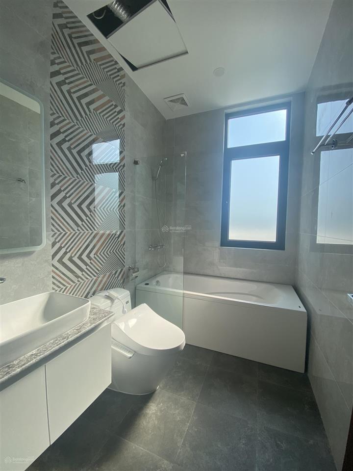 Cho thuê căn hộ cao cấp vinhomes marina  1 phòng ngủ tách bếp, ban công rộng