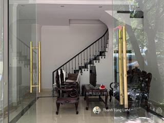 Phân lô đền lừ 30m2 đối diện trường học kinh doanh cực tốt