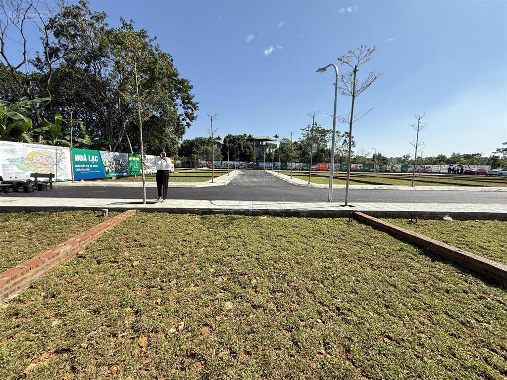 Bán gấp trong tuần, lô góc 100m2 full thổ cư tại phú cát hoà lạc, 2 mặt thoáng giá f0 chỉ 5,1tỷ