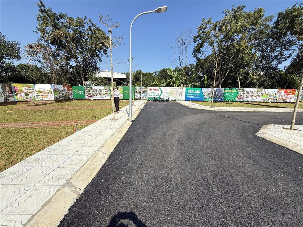 Bán gấp trong tuần, lô góc 100m2 full thổ cư tại phú cát hoà lạc, 2 mặt thoáng giá f0 chỉ 5,1tỷ