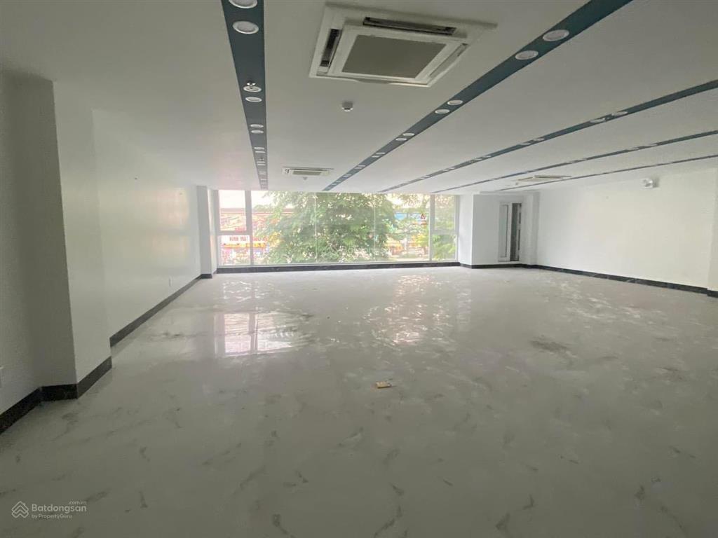 Chính chủ gửi bán tòa nhà văn phòng mặt phố hoàng cầu 425m2, 10 tầng, mt 14m. giá239tỷ