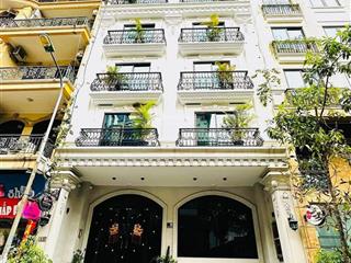 Chủ nhà gửi bán toà nhà apartment phố xuân diệu 180m2, 8 tầng, mt 9.5m. giá 64tỷ.  0888 999 ***