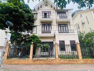 Chủ nhà gửi bán nhà mặt hồ quảng an quáng khánh 380m2, 3 tầng lô góc, mt 16m. giá thỏa thuận
