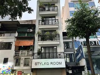 Chủ nhà gửi bán nhà mặt phố trần thái tông nguyễn phong sắc62m2,5 tầng,mt5m.giá36tỷ