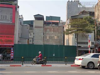 Chủ nhà gửi bán nhà mặt phố liễu giai  đội cấn 1000m2, 1 tầng, mt 20m. giá 400tỷ