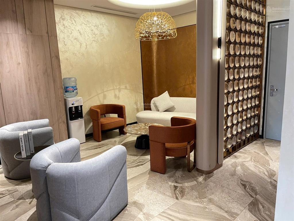 Chủ nhà gửi bán nhà phố đào tấn136m2,4 tầng,mt11m.giá75tỷ.0888 999 ***