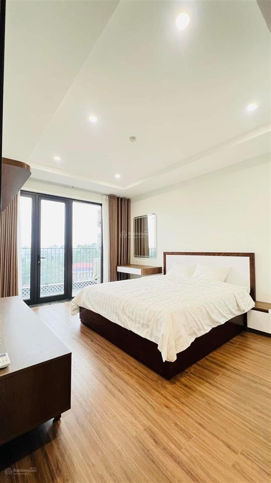 Bán toà nhà aparment phố nguyên hồng 100m2, 8 tầng, mt 5m. giá 42tỷ.  0888 999 ***
