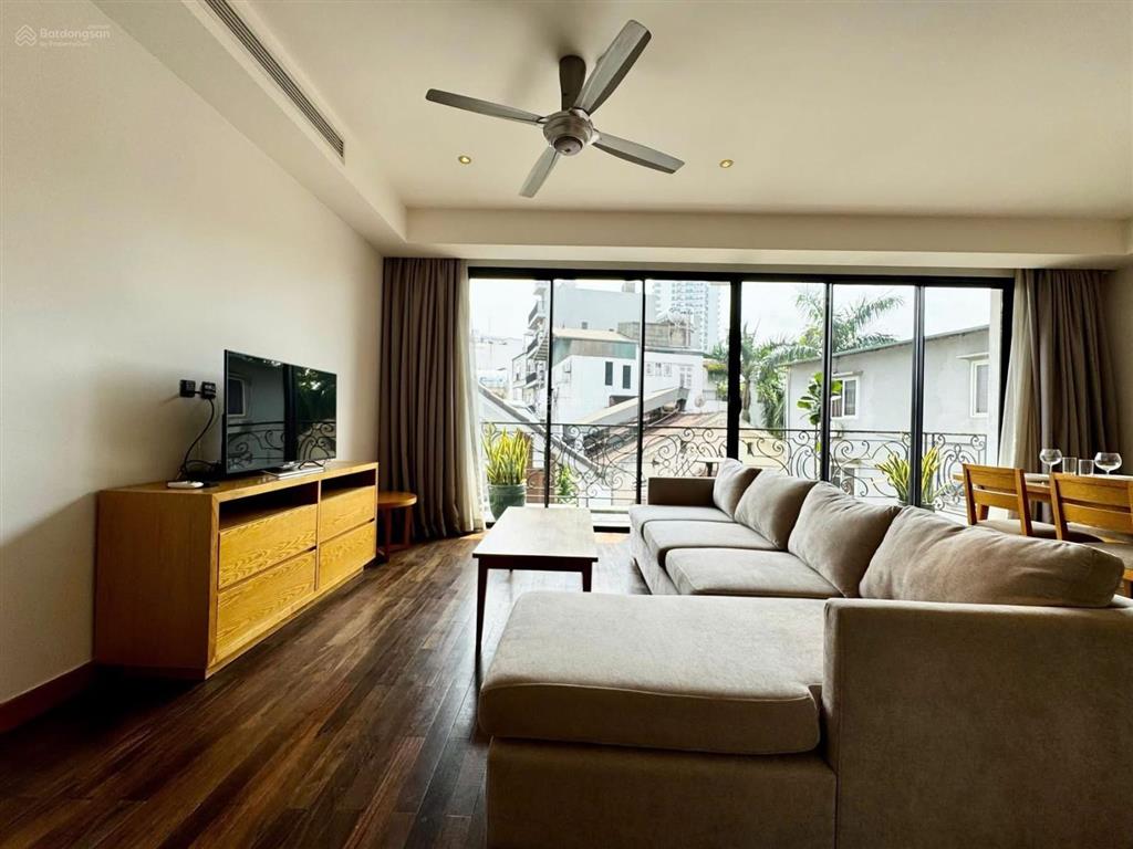Chính chủ gửi bán nhà phố tô ngọc vân  âu cơ 129m2, 9 tầng lô góc, mt 14m. giá 40tỷ