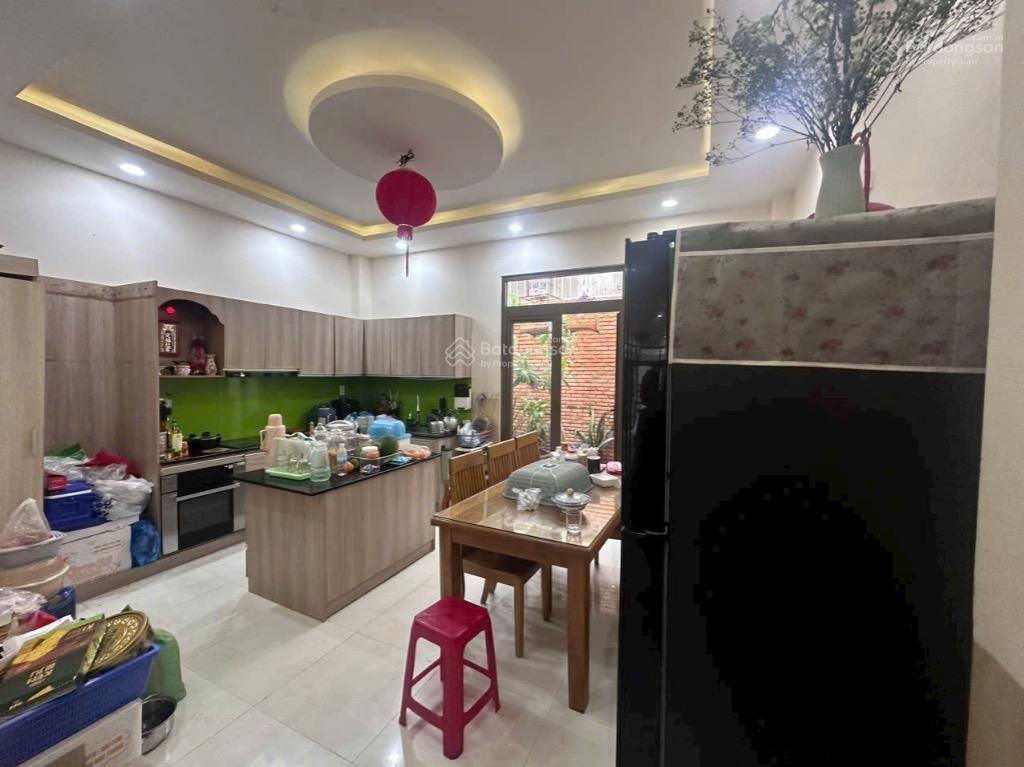 Bán nhà đường b8 khu đô thị vcn phước hải 100m2 chỉ 11 tỷ