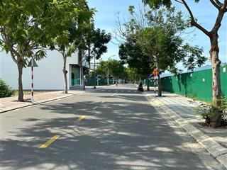 Bán nhanh 3 lô liền kề ngang 8 siêu đẹp kdt hà quang 2 đường 1a