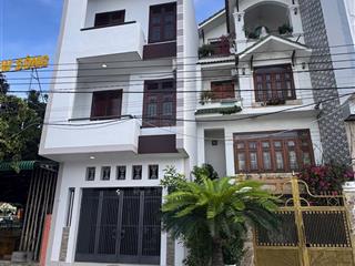 Bán nhà 3 tầng mặt trực diện biển đối diện dự án sungroup giá chỉ 8 tỷ