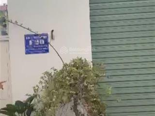 Bán lô đất tặng nhà cấp 4 có 2 mặt tiền đường rộng 4,5m gần sát biển nha trang giá cực tốt