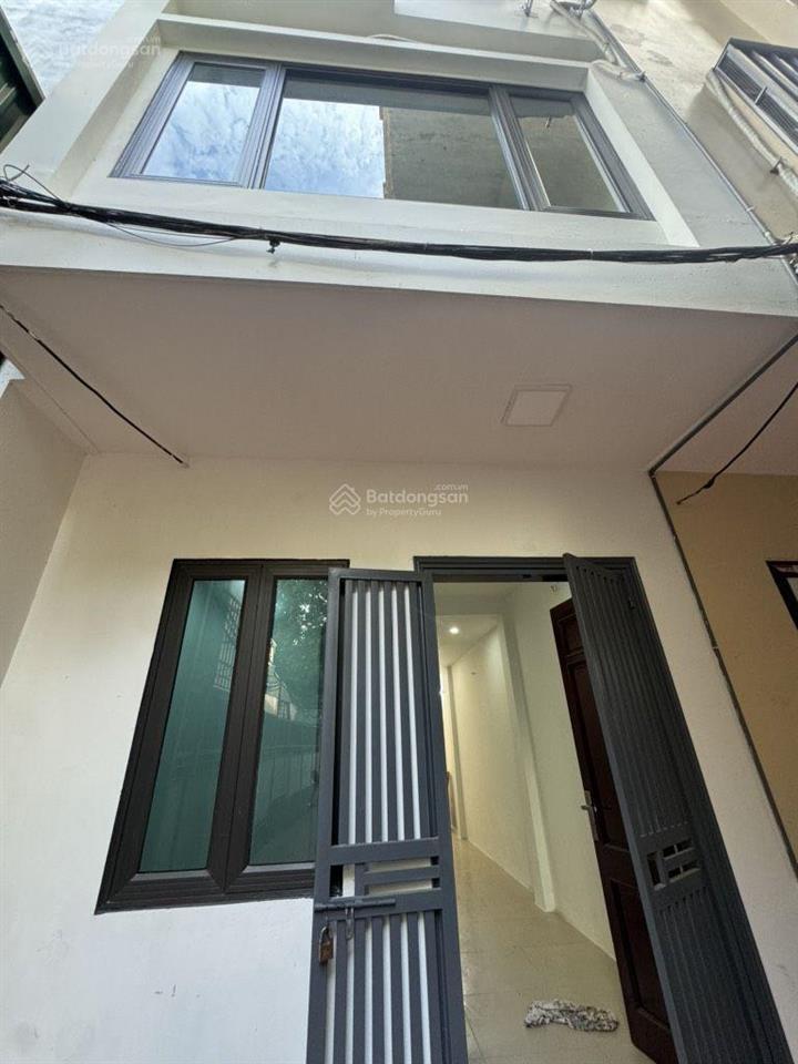 Bán nhà trung tâm mỹ đình, dân xây chắc chắn. ở hoặc cho thuê quá ok. giá tốt. 50m2*4 tầng. 6,28 tỷ