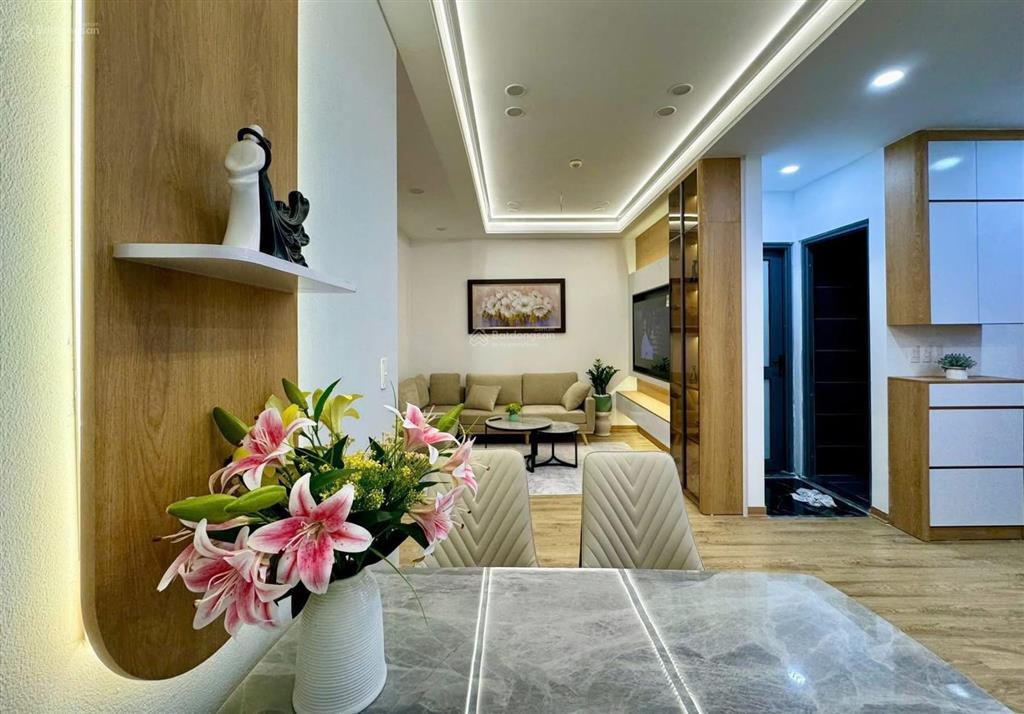 Bán chcc mỹ đình plaza, đủ nội thất mới đẹp, 2pn, 2wc, 6.98 tỷ