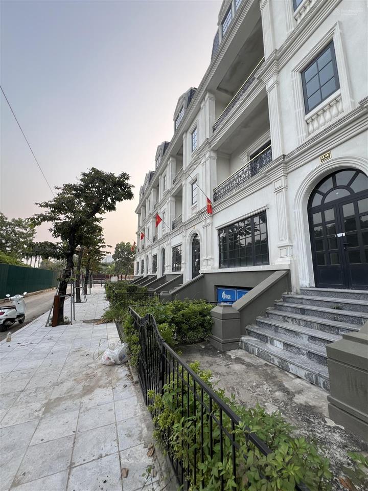 Biệt thự lk jade square xuân đỉnh,từ liêm, căn xẻ khe, 3 thoáng, tk phong cách châu âu, 65 tỷ