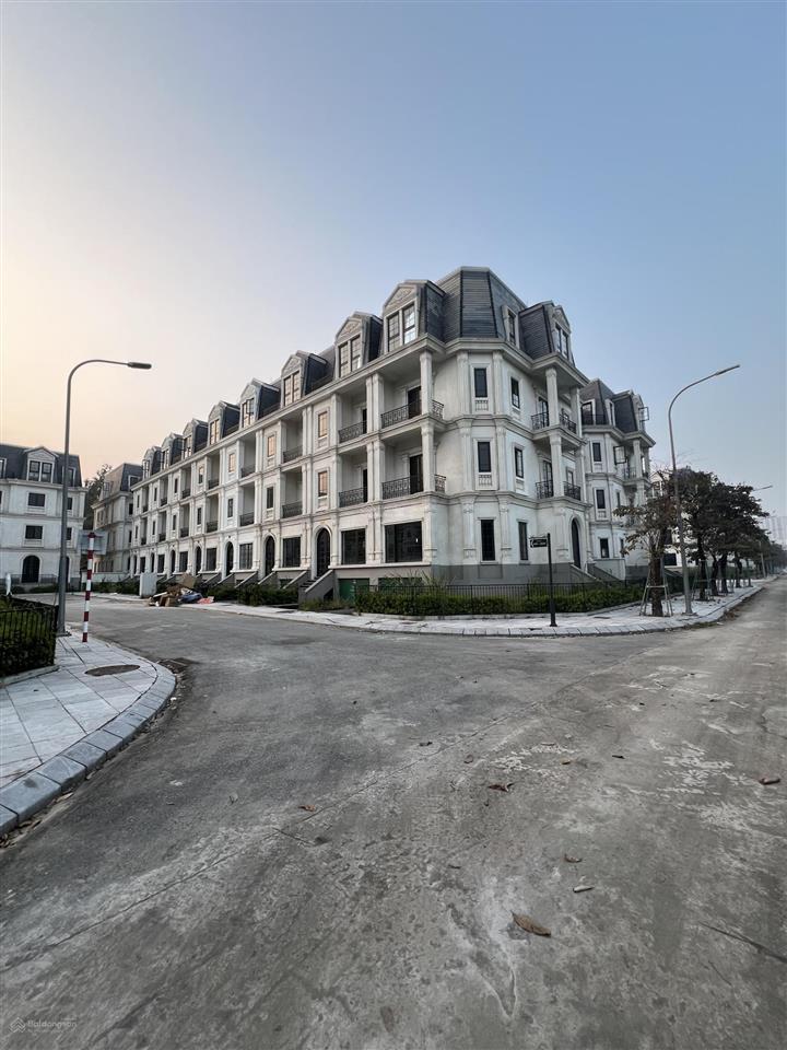 Biệt thự lk jade square xuân đỉnh,từ liêm, căn xẻ khe, 3 thoáng, tk phong cách châu âu, 65 tỷ