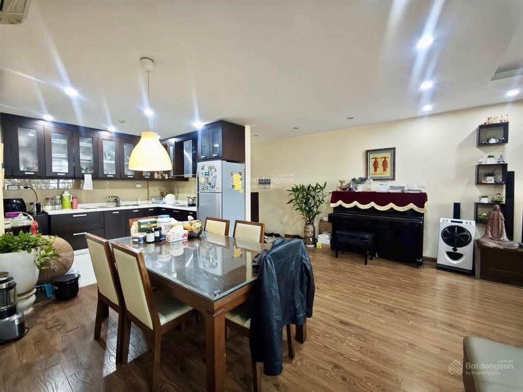 Bán chcc flc landmark tower dương khuê, căn góc, 2 ban công full nội thất sịn, 3pn, 153m2