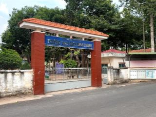 Lô đất vàng! trục chính 25m thông kcn đối diện chợ trường giá giảm 70% chỉ còn 593tr  0985 761 ***