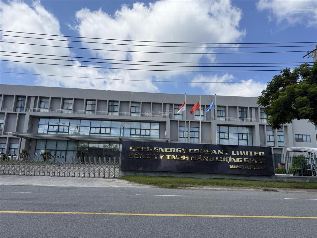 Hàng hot! chủ ngộp nặng cần bán lô đất đối diện cty giá chỉ 596tr/lô,  0985 761 ***