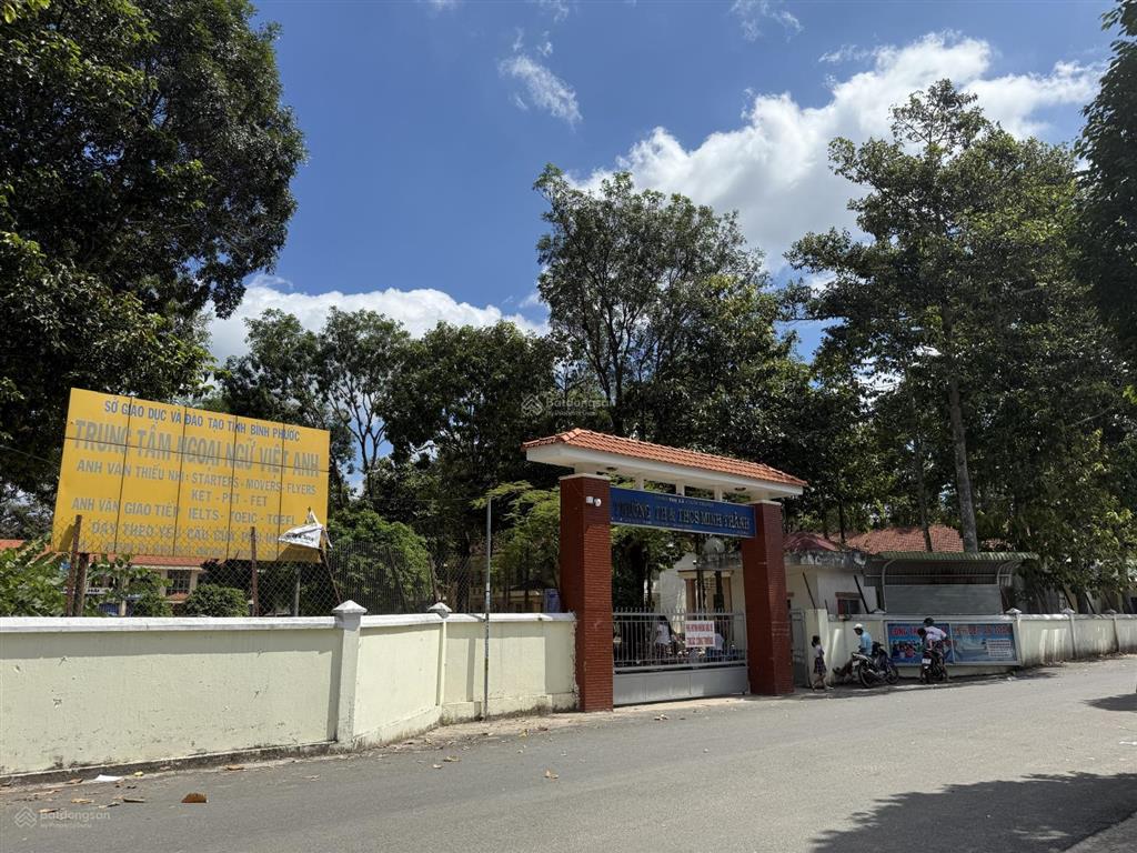 Hàng hot! chủ ngộp nặng cần bán lô đất đối diện cty giá chỉ 596tr/lô,  0985 761 ***