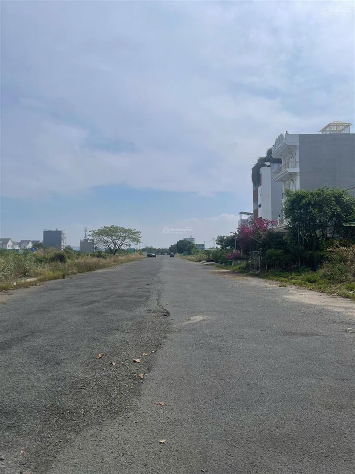 Biệt thự 12x20m dự án kdc sở văn hoá thông tin, bưng ông thoàn, phú hữu, tp thủ đức giá 56tr/m2