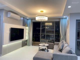 Bán gold view giá 9.650tỷ 3pn cam kết giá thật.  0888 051 *** em tiên hỗ trợ tư vấn 24/7
