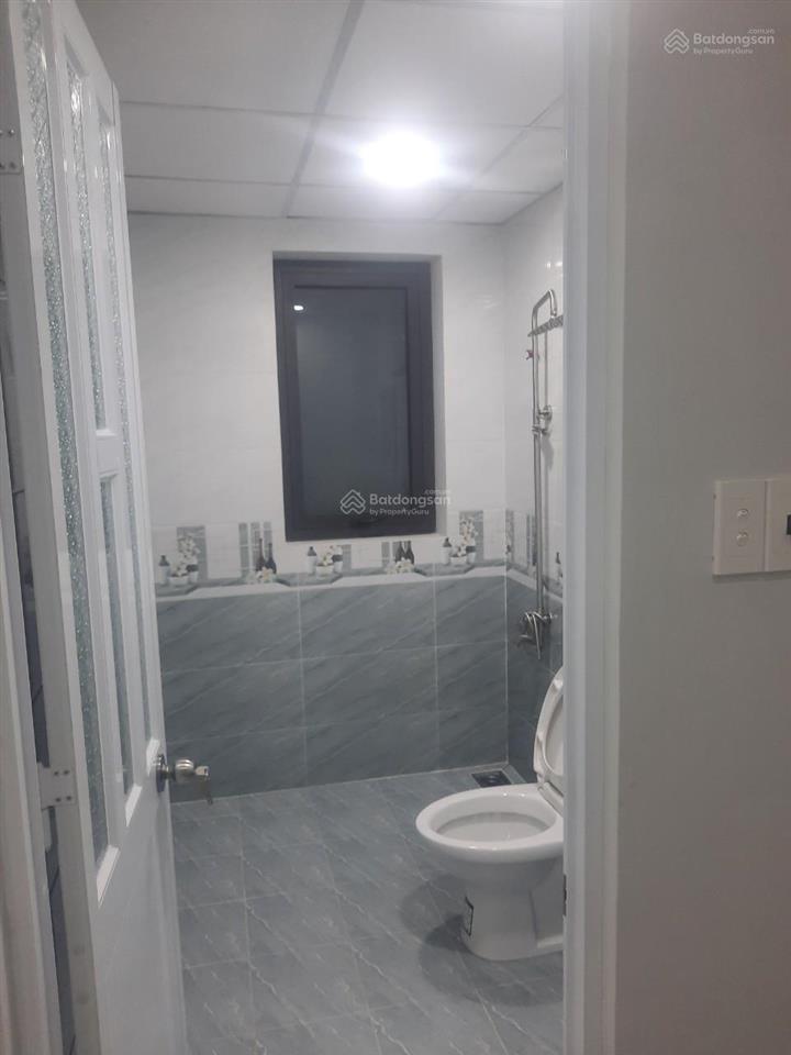 Nhà riêng, sông vàm cỏ đông/solar city, 9,5 tr/th, sd 185m2  3pn 3wc, 302 ng văn tuôi  0938 910 ***