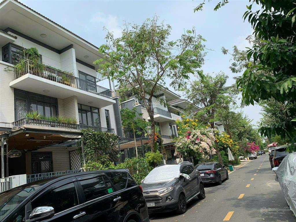 Bán căn nhà phố lavila kiến á nam sài gòn, 5.5x17.6m, 1 trệt 2 lầu giá tốt nhất thị trường
