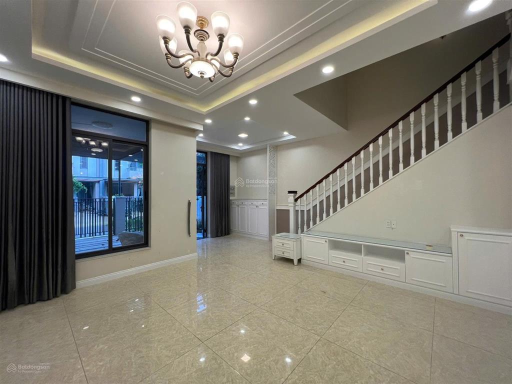 Bán gấp biệt thự 4pn, 3wc ở lavila kiến á, phước kiển, nhà full nội thất giá 13,3 tỷ, nhà bè, hcm