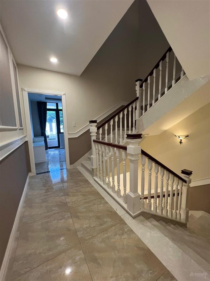 Bán gấp biệt thự 4pn, 3wc ở lavila kiến á, phước kiển, nhà full nội thất giá 13,3 tỷ, nhà bè, hcm