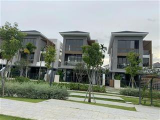 Bán căn biệt thự đơn lập mặt sông lavila de rio, 12x25m, 300m2, 3 tầng, hồ bơi riêng, giá tốt