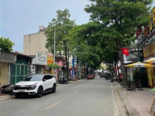 Bán đất mặt đê tại long biên, đất rộng phù hợp kinh doanh làm trụ sở, phòng khám, gara, spa