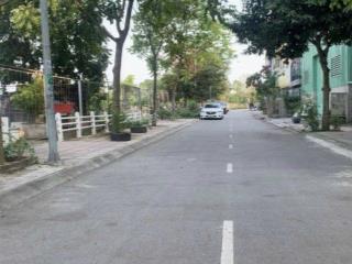 Bán đất khu trâu quỳ, view vườn hoa. 80m2. đường 13m. giá cực tốt