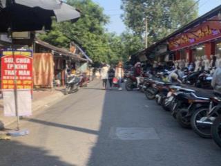 Duy nhất 1 nhà kinh doanh tại đường trâu quỳ gia lâm bán ra. vị trí kinh doanh cực tốt.