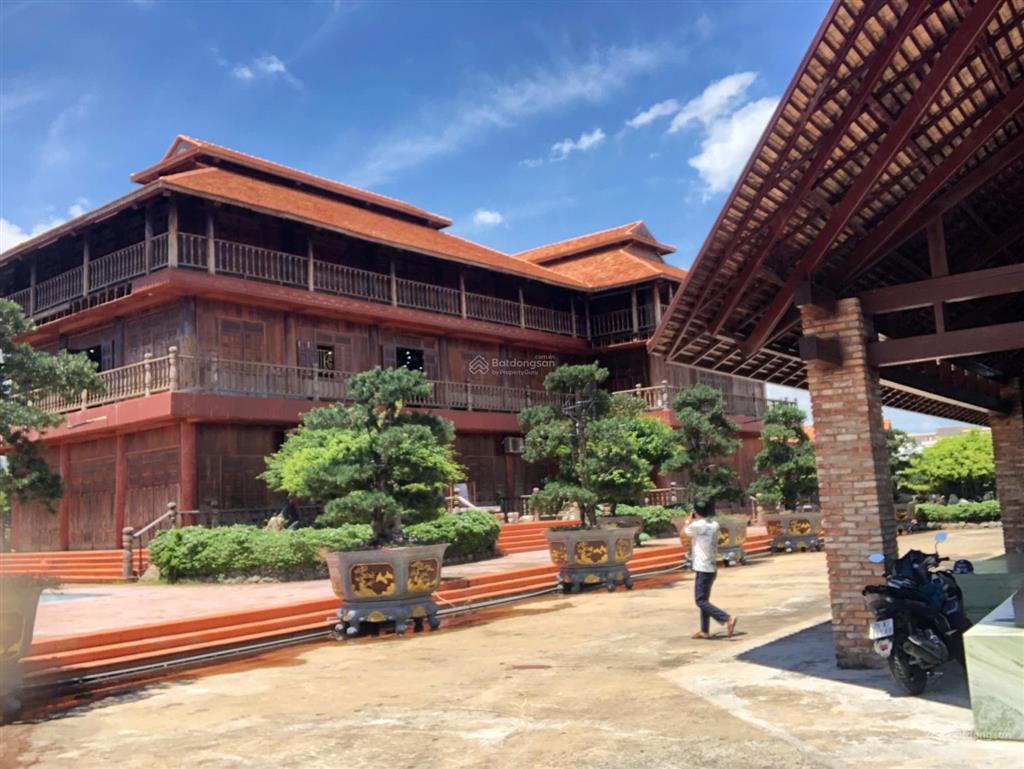 Bán khu nghỉ dưỡng tại cần thạnh, cần giờ, có vị trí vô cùng đẹp, nhà gỗ, hòn non bộ, khu cảnh quan