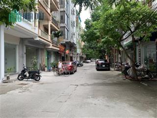 Bán nhà ngõ phố nguyễn xiển, khuất duy tiến tiện ở, làm văn phòng dt 100m2, xây 9 tầng, thang máy