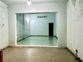 Bán nhà ngay chợ phạm đăng giảng, phù hợp buôn bán