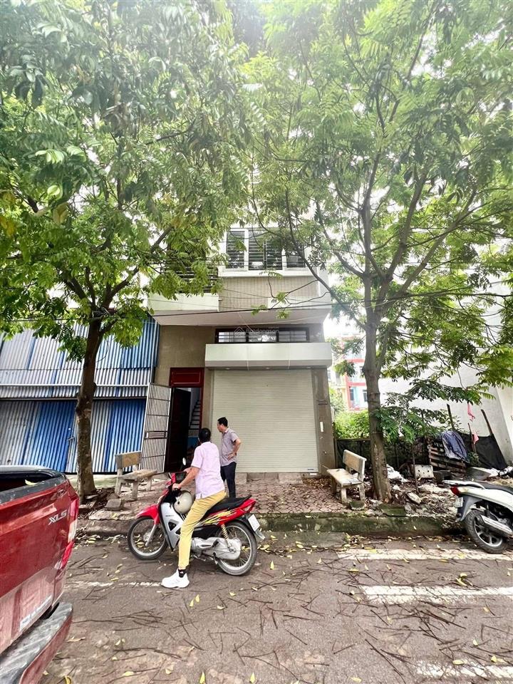 Bán đất dịch vụ dương nội, phân lô, vỉa hè, ô tô tránh nhau, 50m2, mt 4m, giá sốc chỉ 10.7 tỷ