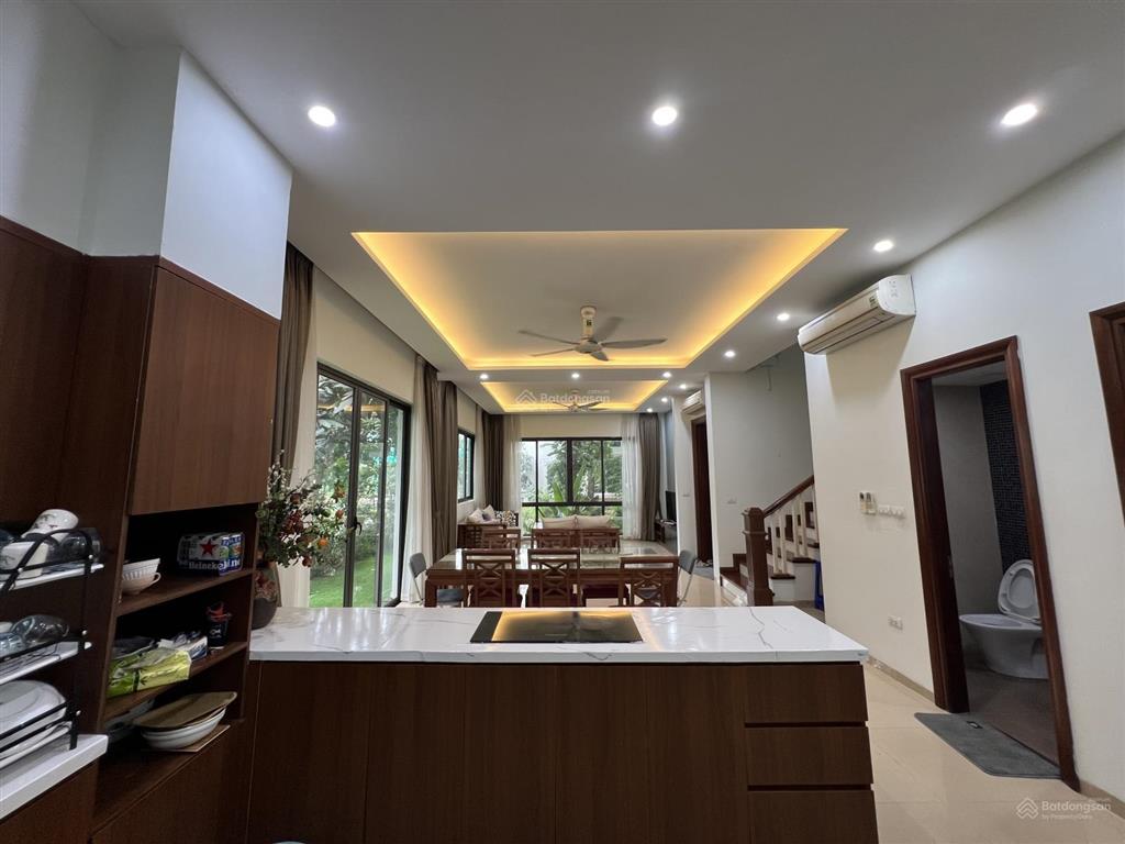 Tống diễn 0944 866 ***. bán btsl ecopark, vị trí đẹp, view công viên, gần hồ, 39.5 tỷ, 189m2