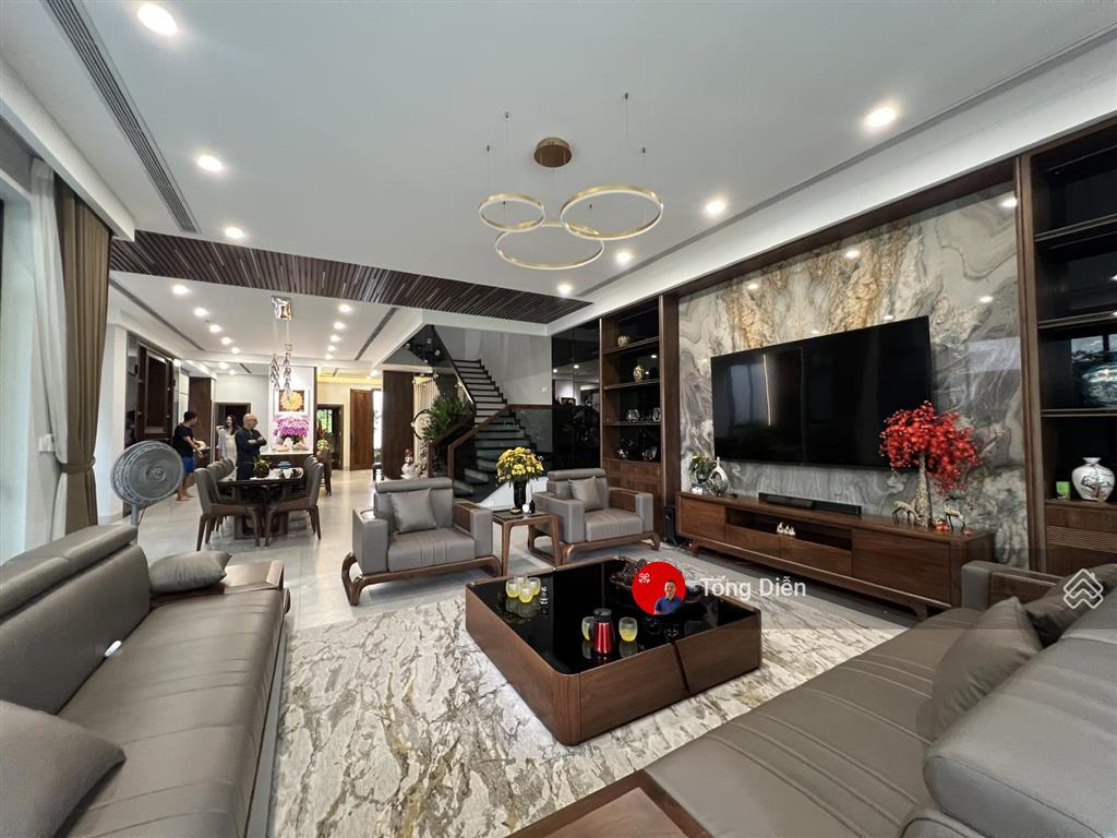 Tống diễn 0944 866 ***. bán biệt thự đảo ecopark, hoàn thiện đẹp, nhà mới coong