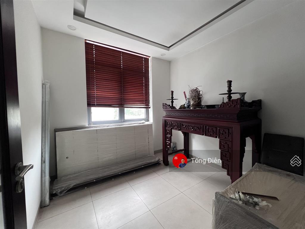 Tống diễn 0944 866 ***. bán biệt thự chân cụm chung cư, hướng bể bơi, sẵn dòng tiền, giá đầu tư