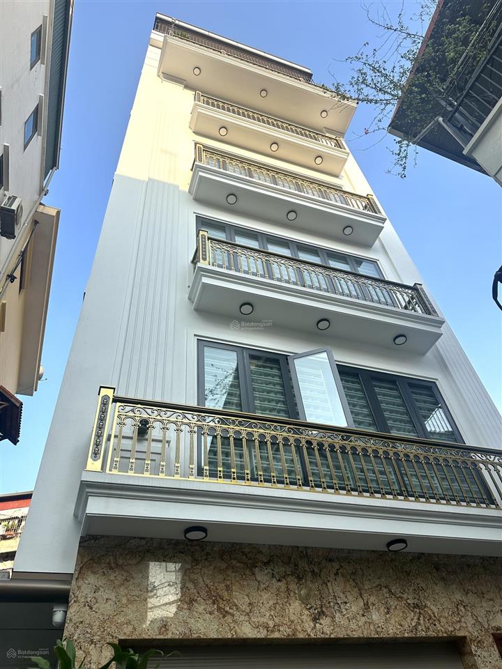 Bán nhà đẹp dân xây giá đầu tư  lô góc 3 thoáng  63m2 x 7t thang máy gần phố hoàng quốc việt, tcp