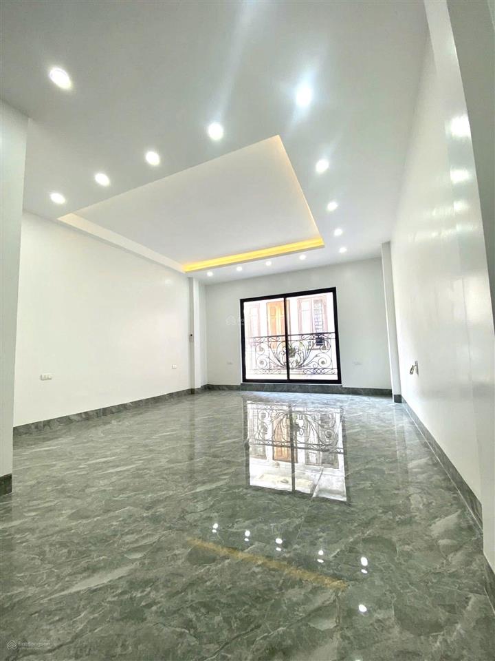 Bán nhà đẹp dân xây giá đầu tư  lô góc 3 thoáng  63m2 x 7t thang máy gần phố hoàng quốc việt, tcp