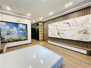 Bán nhà mới tinh thang máy, ô tô đỗ gần phố nguyễn công hoan, kim mã, ngọc khánh 45m2x6t hơn 8 tỷ