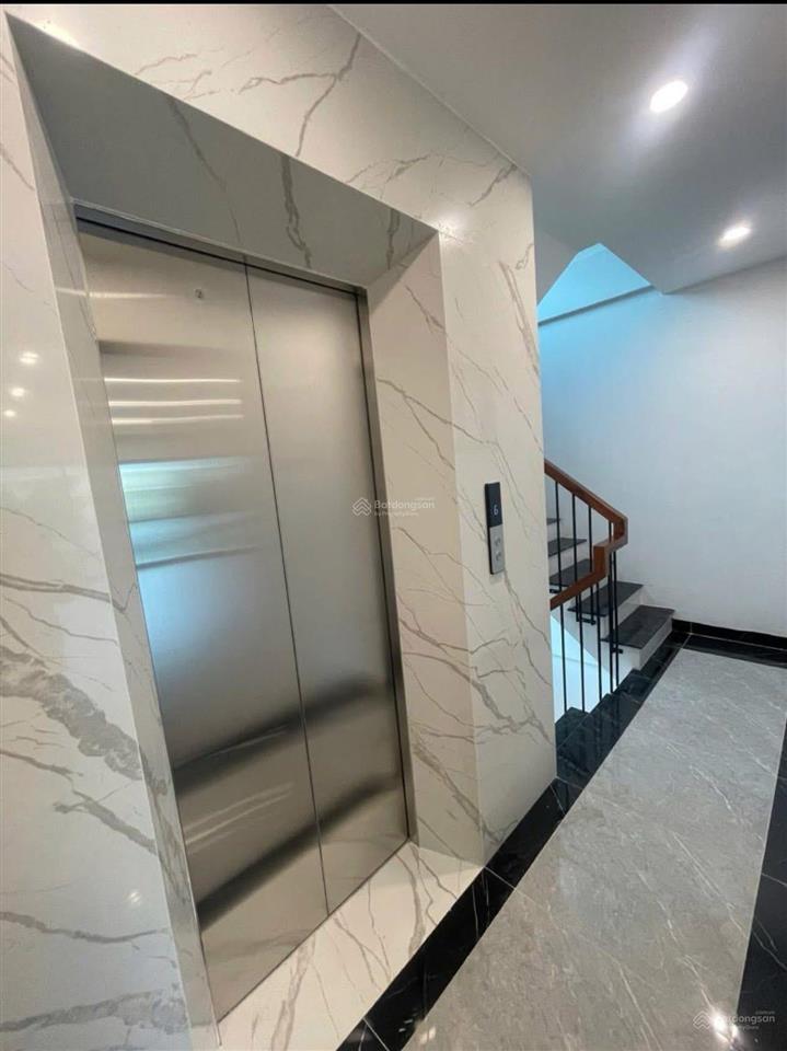 Bán nhà mới tinh thang máy, ô tô đỗ gần phố nguyễn công hoan, kim mã, ngọc khánh 45m2x6t hơn 8 tỷ
