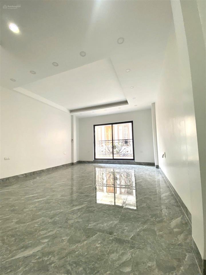 Bán nhà mới tinh đẹp thang máy, ô tô đỗ gần phố ngọc khánh, kim mã 45m2 x 6t, mt 5m hơn 8 tỷ