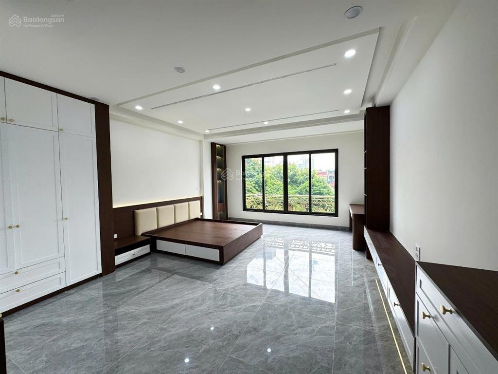 Bán nhà mới tinh đẹp thang máy, ô tô đỗ gần phố ngọc khánh, kim mã 45m2 x 6t, mt 5m hơn 8 tỷ