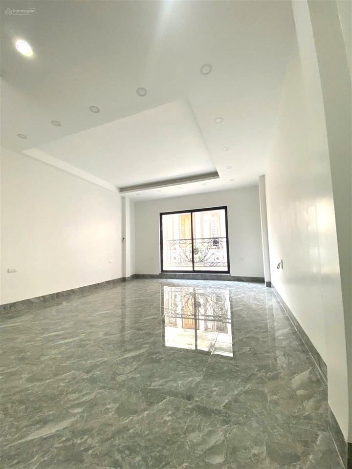 Bán nhà mới tinh đẹp thang máy, ô tô đỗ gần phố ngọc khánh, kim mã 45m2 x 6t, mt 5m hơn 8 tỷ